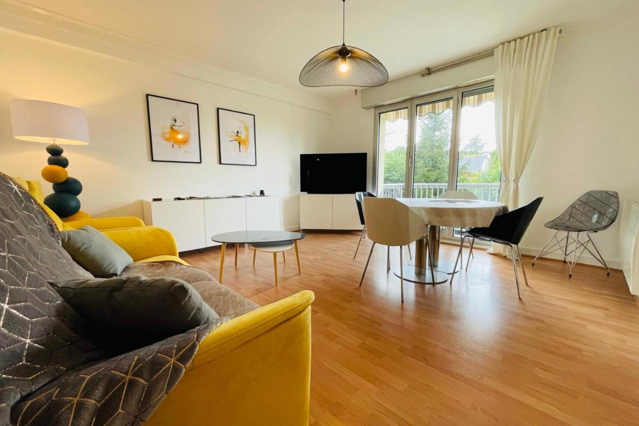 אמבואה La Belle Ferronniere Appartement Avec Environnement Paisible מראה חיצוני תמונה